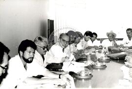 Audiência - Negociação com o Ministro Sinval Guazelli (Distrito Federal (Brasil), [sem data]) [fotografia] / Fotógrafo(a) : Douglas Mansur. -- Ref.: BR-SPMST_MST-SN-CIN_AMP_000640-003636-ARV.