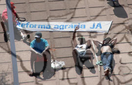 [Título n/d] : lote nº 002, pasta nº 000062, doc. nº 000071 [imagem] / Fotógrafo(a) : [autoria n/d].