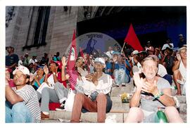 Marcha Sem Terra contra a prisão de 6 trabalhadores (São Paulo-SP, mar. 2000) [fotografia] / Fotógrafo(a) : Joaquim Duarte. -- Ref.: BR-SPMST_MST-SN-CIN_AMP_001425-011497-MAC.