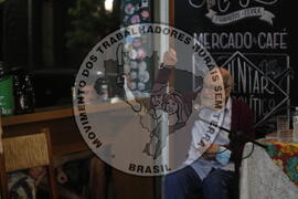 [Título n/d] : lote nº 002, pasta nº 001356, doc. nº 000157 [imagem] / Fotógrafo(a) : [autoria n/d].