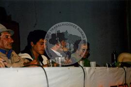 Vigília pela Reforma Agrária no Sindicato dos Metalúrgicos (São Bernardo do Campo-SP, 25 abr. 1992) [fotografia] / Fotógrafo(a) : Arquivo MST. -- Ref.: BR-SPMST_MST-SN-CIN_AMP_000382-002033-AMT.
