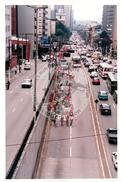 Marcha Sem Terra contra a prisão de 6 trabalhadores (São Paulo-SP, mar. 2000) [fotografia] / Fotógrafo(a) : Joaquim Duarte. -- Ref.: BR-SPMST_MST-SN-CIN_AMP_001425-011531-MAC.