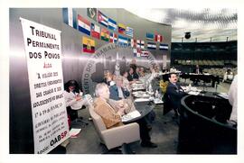 Tribunal Permanentes dos Povos (São Paulo-SP, 17 mar. 2000) [fotografia] / Fotógrafo(a) : Douglas Mansur. -- Ref.: BR-SPMST_MST-SN-CIN_AMP_000155-001123-ACS.