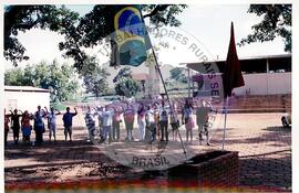 Plenária no Encontro Nacional de Militantes da Comunicação (Ribeirão Preto-SP, 02 dez. 2002) [fotografia] / Fotógrafo(a) : Leticia Barqueta. -- Ref.: BR-SPMST_MST-SN-CIN_AMP_000953-007563-ENC.