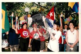 Asamblea Latino Americana de Mujeres del Campo, 1a (Brasília-DF, nov. 1997) [fotografia] / Fotógrafo(a) : Arquivo MST. -- Ref.: BR-SPMST_MST-SN-CIN_AMP_001134-009379-RIT.