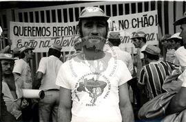 Jejum por Terra e Justiça (Distrito Federal (Brasil), 07 jul. 1986) [fotografia] / Fotógrafo(a) : Eduardo Tavares. -- Ref.: BR-SPMST_MST-SN-CIN_AMP_000566-003186-AMT.