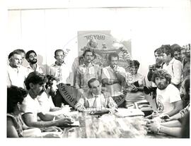 Audiência com o Ministro Nelson Ribeiro MIRAD (Distrito Federal (Brasil), 19 mai. 1985) [fotografia] / Fotógrafo(a) : Railda Herrero. -- Ref.: BR-SPMST_MST-SN-CIN_AMP_000620-003501-ARV.