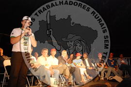 [Título n/d] : lote nº 002, pasta nº 000064, doc. nº 000201 [imagem] / Fotógrafo(a) : [autoria n/d].