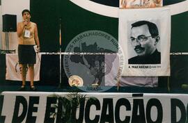 Seminário Nacional sobre Educação no Campo (Brasília-DF, 26 nov. 2002) [fotografia] / Fotógrafo(a) : Nivaldo Honório. -- Ref.: BR-SPMST_MST-SN-CIN_AMP_000113-000771-ACS.