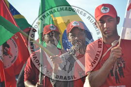 [Título n/d] : lote nº 002, pasta nº 000123, doc. nº 000002 [imagem] / Fotógrafo(a) : [autoria n/d].