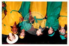 Semana Nacional de Cultura Brasileira e Reforma Agrária (Rio de Janeiro-RJ, 18 mar. 2002) [fotografia] / Fotógrafo(a) : João Laet. -- Ref.: BR-SPMST_MST-SN-CIN_AMP_001811-013103-NDT.