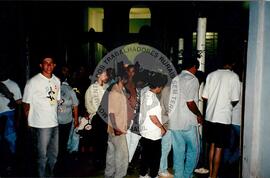 Acampamento "Nova Canudos" do MST (Porto Feliz-SP, fev. 1999) [fotografia] / Fotógrafo(a) : Douglas Mansur. -- Ref.: BR-SPMST_MST-SN-CIN_AMP_000047-000343-ACP.