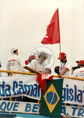 Leonardo Boff (Brasil, [sem data]) [fotografia] / Fotógrafo(a) : Arquivo MST ; Douglas Mansur ; Karine Emerich ; . -- Ref.: BR-SPMST_MST-SN-CIN_AMP_001613-012251-PER.