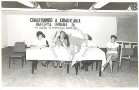 Conferência Internacional Terra, Ecologia e Dívida Externa (Espírito Santo, mai. 1992) [fotografia] / Fotógrafo(a) : Douglas Mansur. -- Ref.: BR-SPMST_MST-SN-CIN_AMP_001159-010042-RIT.