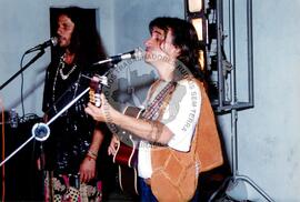 Lançamento do CD "Arte em Movimento" (Ceará, 12 set. 1998) [fotografia] / Fotógrafo(a) : Estácio Júnior. -- Ref.: BR-SPMST_MST-SN-CIN_AMP_000798-005086-CUL.