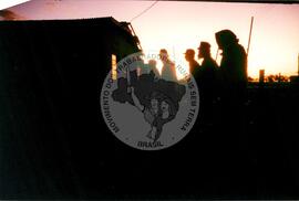 Brasiguais em acampamento do MST (Novo Horizonte de Sul-MS, 1992) [fotografia] / Fotógrafo(a) : Gianne Carvalho. -- Ref.: BR-SPMST_MST-SN-CIN_AMP_000021-000087-ACP.