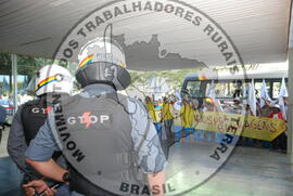 [Título n/d] : lote nº 002, pasta nº 000057, doc. nº 000018 [imagem] / Fotógrafo(a) : [autoria n/d].