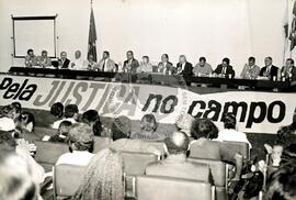 Ato público pela Justiça no Campo (Brasília-DF, 15 set. 1995) [fotografia] / Fotógrafo(a) : Francisca Montejo. -- Ref.: BR-SPMST_MST-SN-CIN_AMP_000592-003421-AMT.