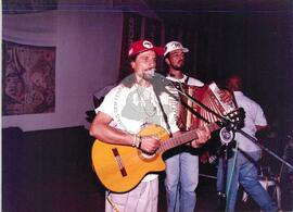 Chegada da Marcha Popular à Brasília (Brasília-DF, 07 out. 1999) [fotografia] / Fotógrafo(a) : Douglas Mansur. -- Ref.: BR-SPMST_MST-SN-CIN_AMP_001400-011190-MAC.