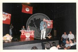 Lançamento da Revista Sem Terra (São Paulo (Estado), 03 jul. 1997) [fotografia] / Fotógrafo(a) : Francisca P. Montejo ; Saulo Pompermayer ; Douglas Mansur ; . -- Ref.: BR-SPMST_MST-SN-CIN_AMP_000692-003920-ARV.