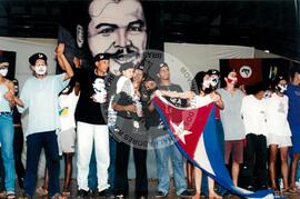 Encontro de Jovens do MST, na Ucicamp, 3o (Campinas-SP, 14 fev. 2001) [fotografia] / Fotógrafo(a) : Michelle Cafaldo. -- Ref.: BR-SPMST_MST-SN-CIN_AMP_000905-006823-ENJ.