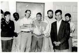 Visita do presidente do INCRA no assentamento "Sumaré" do MST (São Paulo (Estado), 23 out. 1995) [fotografia] / Fotógrafo(a) : Douglas Mansur. -- Ref.: BR-SPMST_MST-SN-CIN_AMP_000669-003751-ARV.