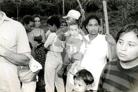 Assembléia dos Trabalhadores (Goiás, 1997) [fotografia] / Fotógrafo(a) : Ellifaz Rodrigues. -- Ref.: BR-SPMST_MST-SN-CIN_AMP_000121-000829-ACS.