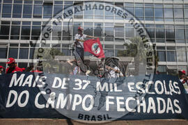 [Título n/d] : lote nº 002, pasta nº 000076, doc. nº 000244 [imagem] / Fotógrafo(a) : [autoria n/d].